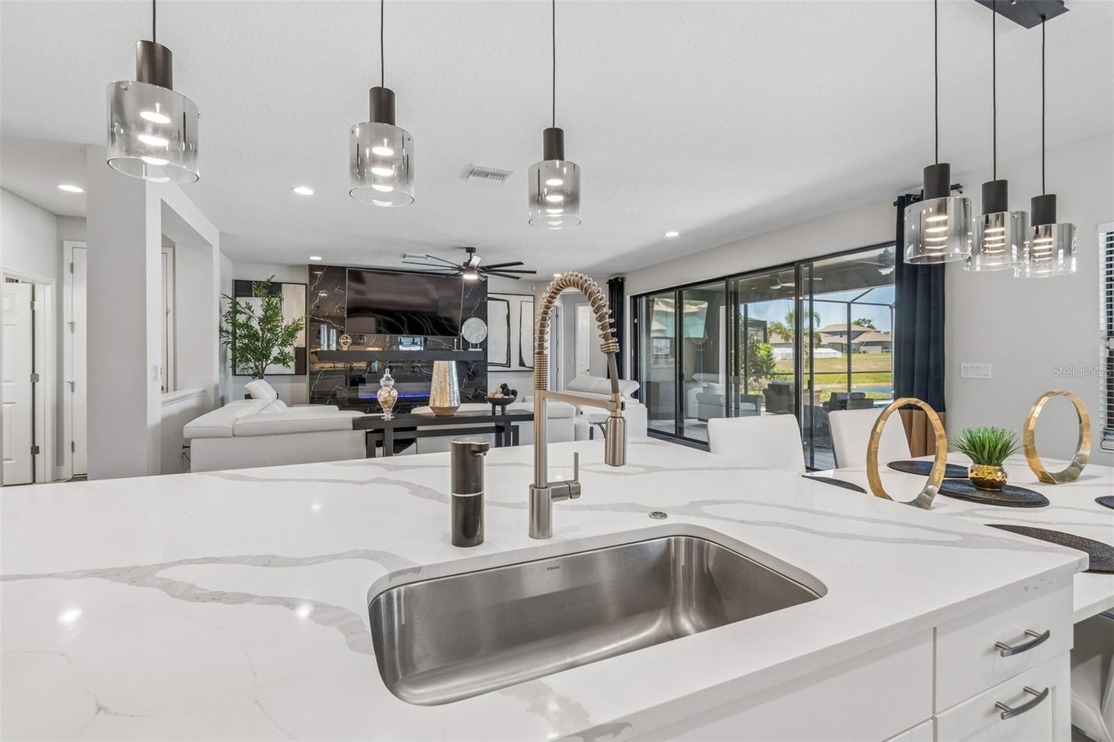 13154 TWIN BRIDGES DR, RIVERVIEW, FL, 33579