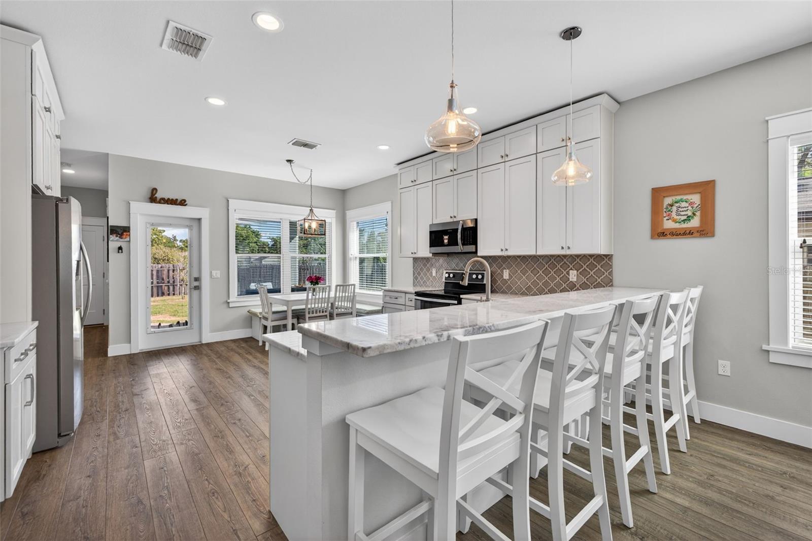 1137 55TH AVE N, ST PETERSBURG, FL, 33703