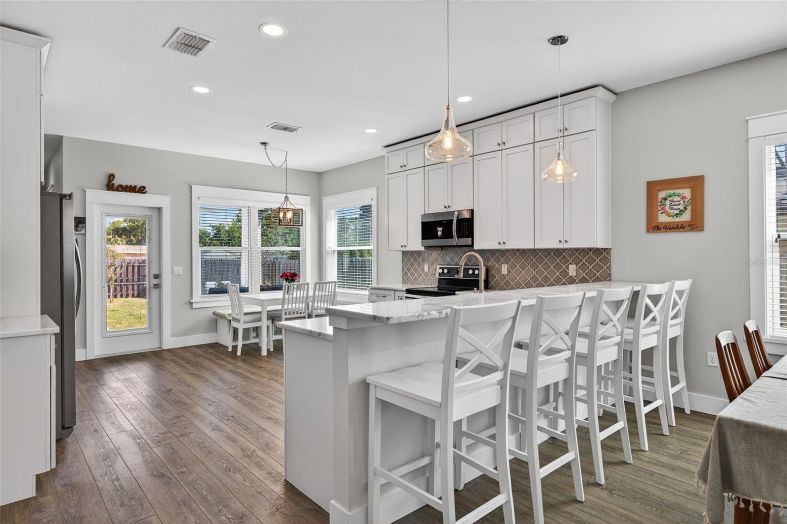 1137 55TH AVE N, ST PETERSBURG, FL, 33703