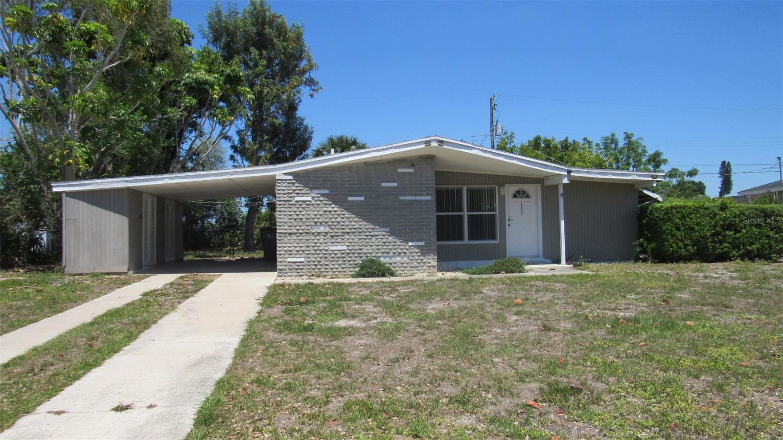 2211 EMORY AVE, BRADENTON, FL, 34207