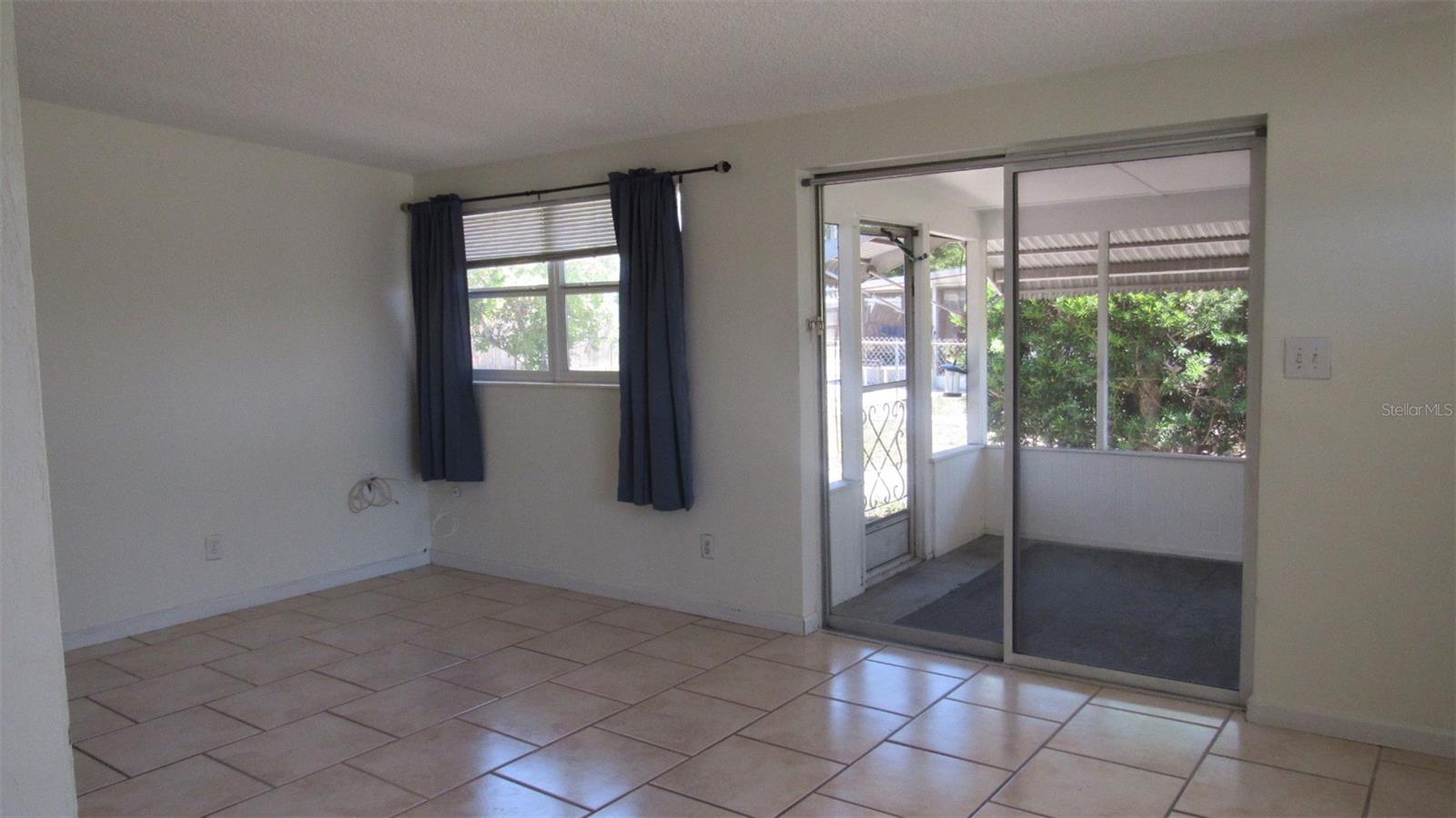 2211 EMORY AVE, BRADENTON, FL, 34207