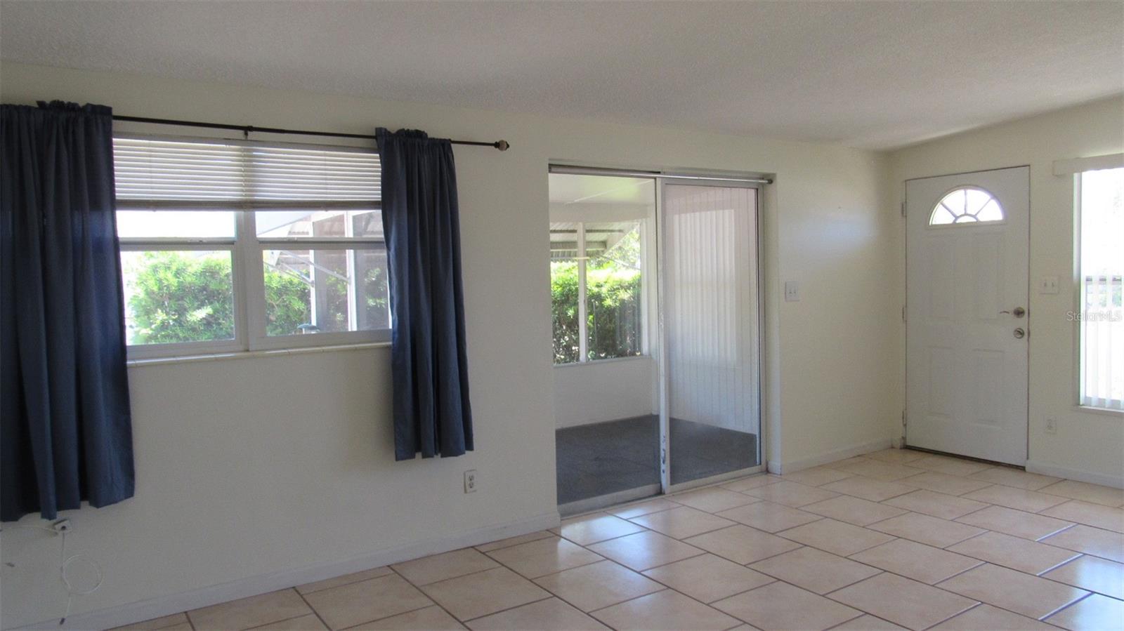 2211 EMORY AVE, BRADENTON, FL, 34207