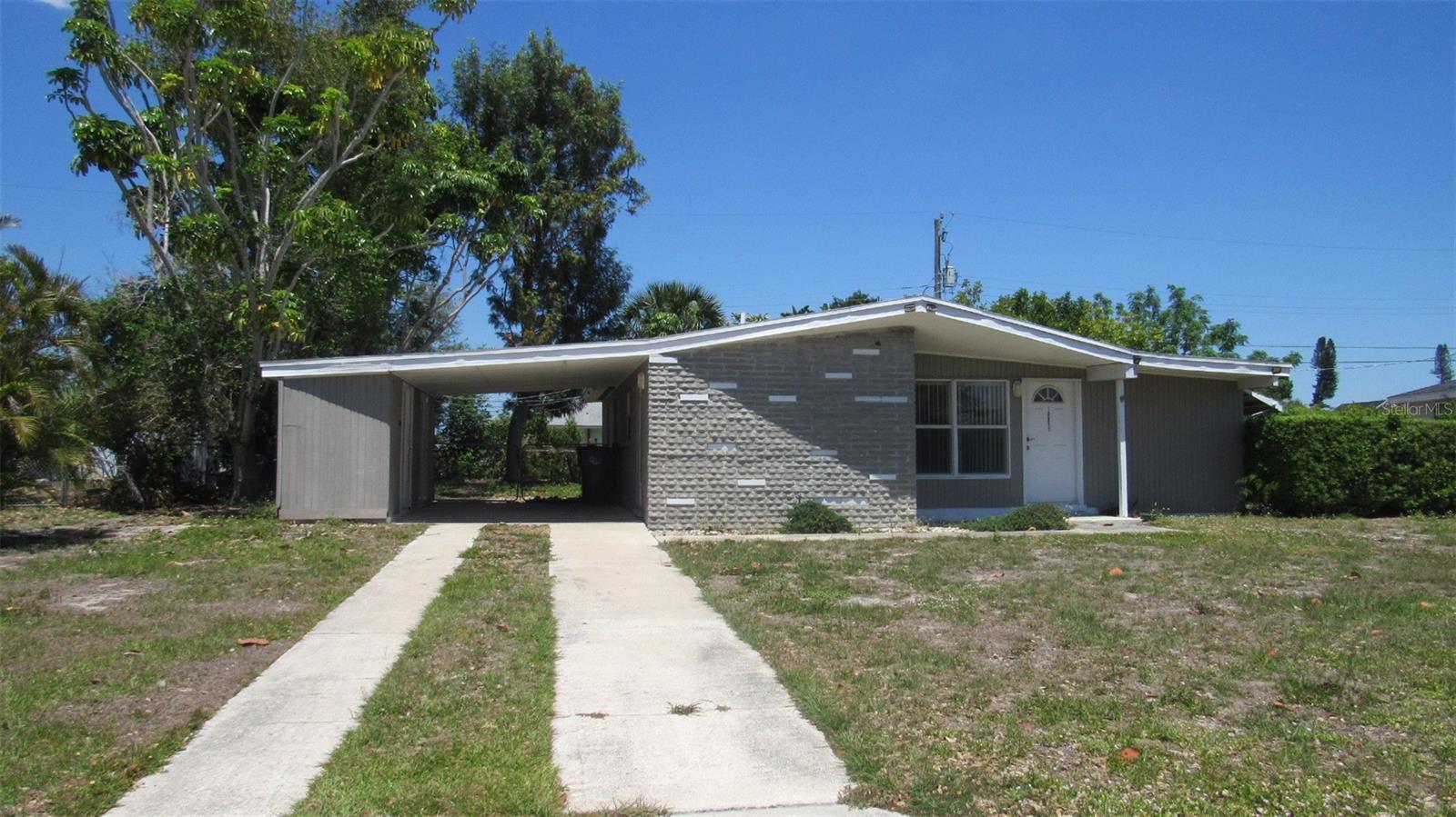 2211 EMORY AVE, BRADENTON, FL, 34207