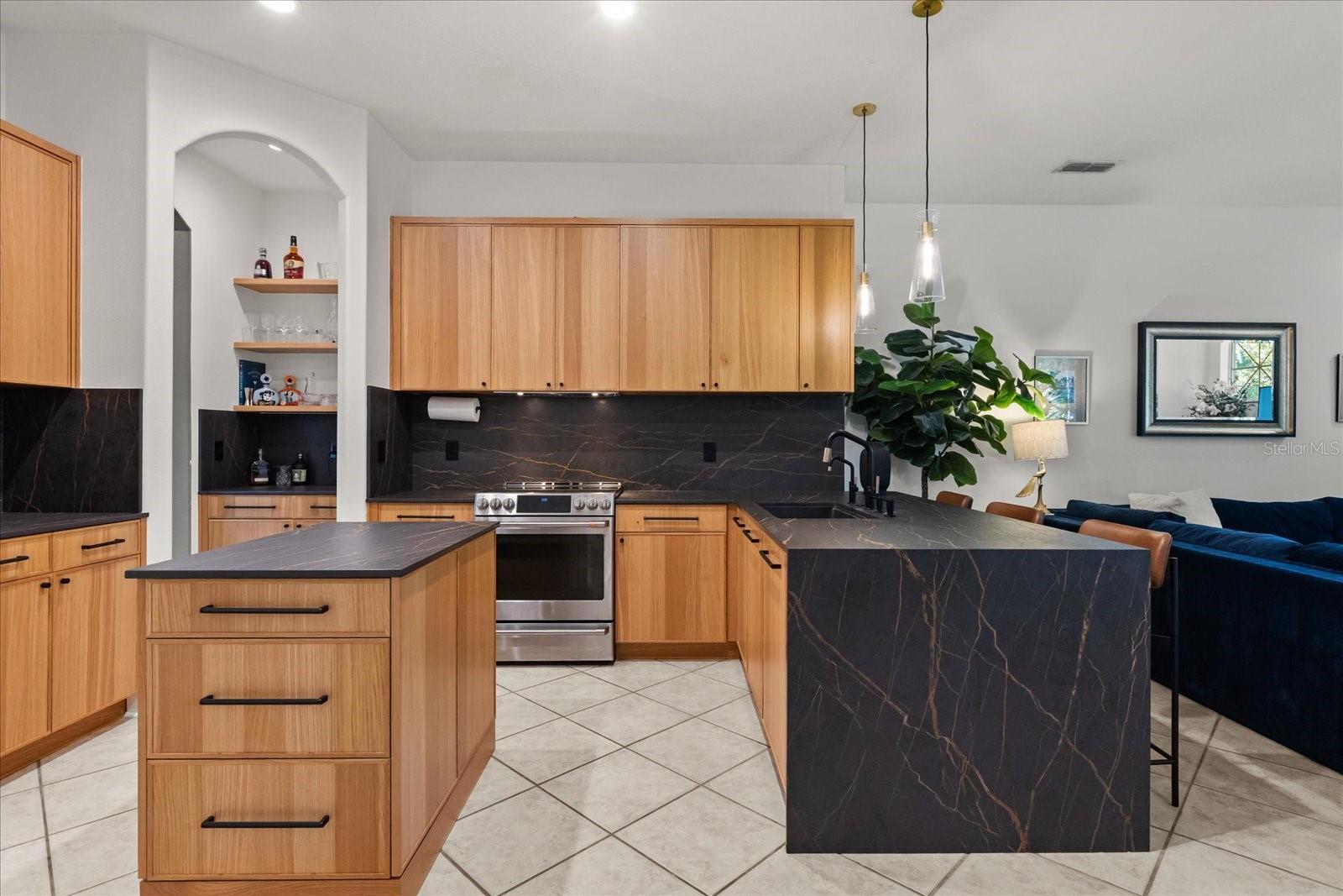 2210 NORTHUMBRIA DR, SANFORD, FL, 32771