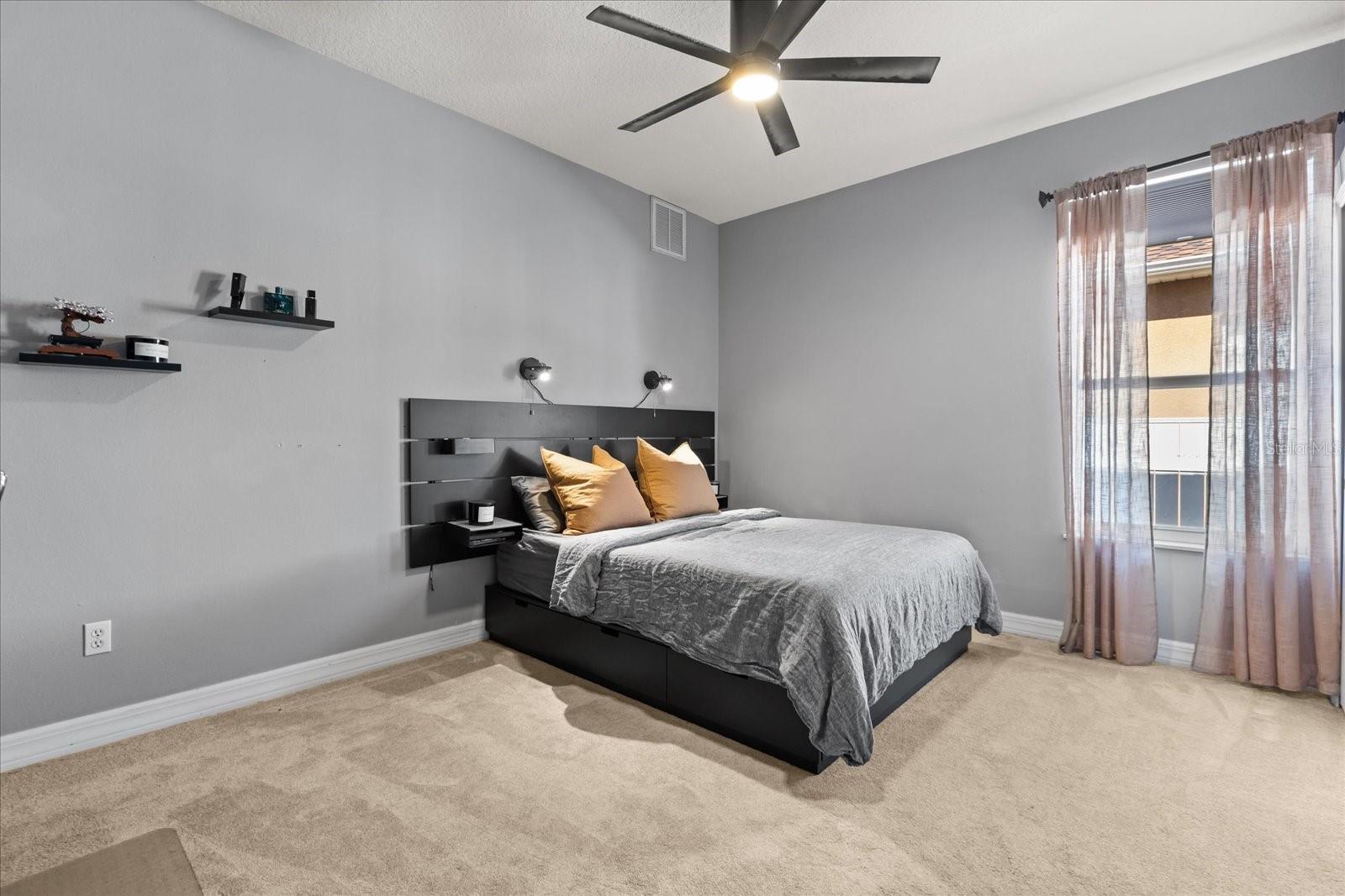 2210 NORTHUMBRIA DR, SANFORD, FL, 32771