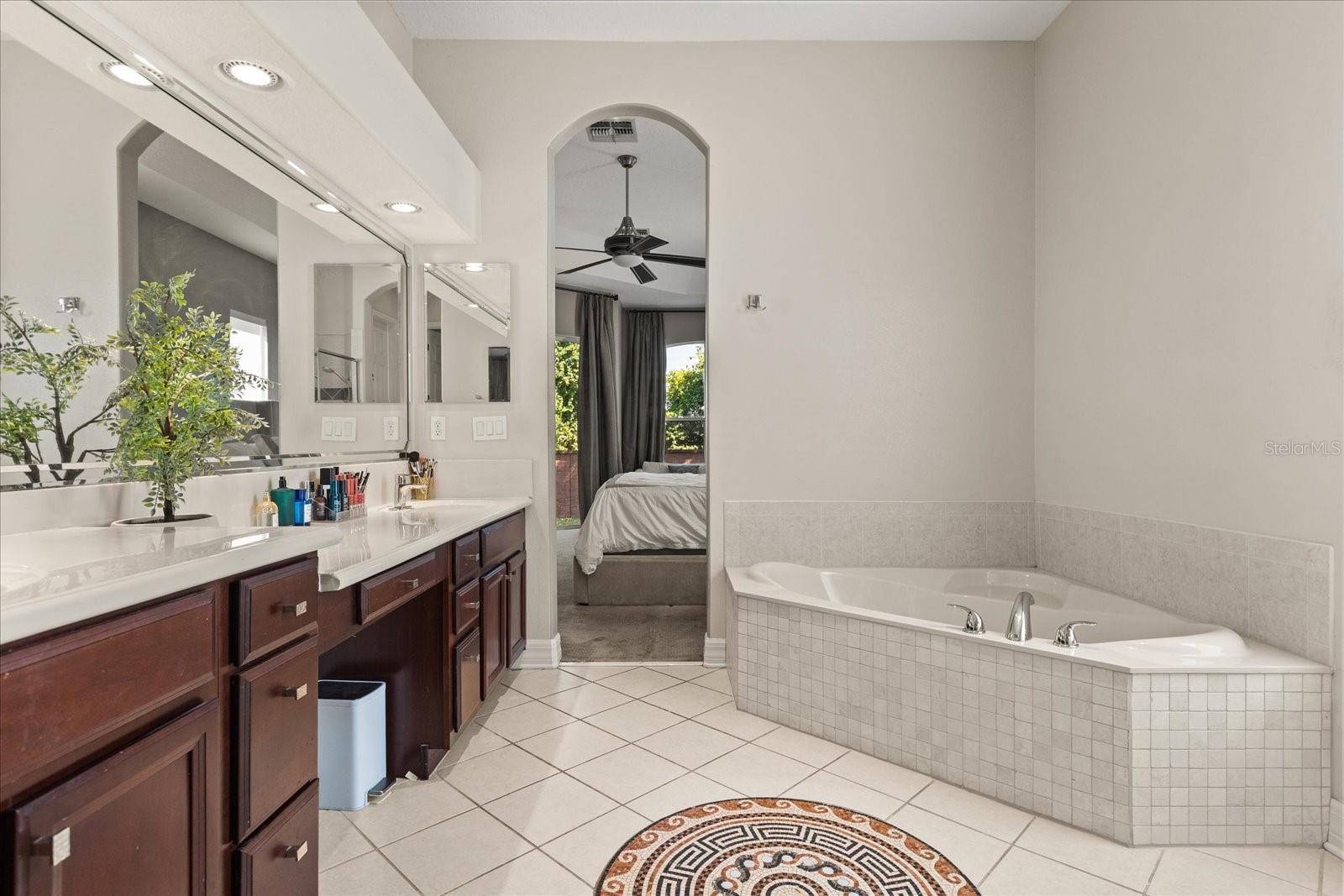 2210 NORTHUMBRIA DR, SANFORD, FL, 32771