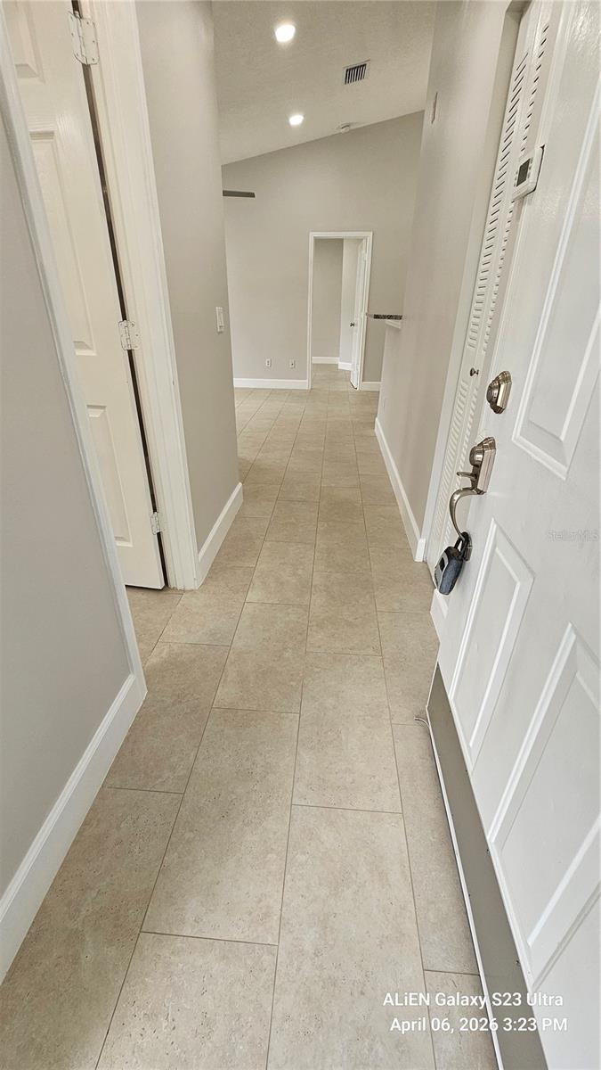 2504 GRASSY POINT DR #204, LAKE MARY, FL, 32746