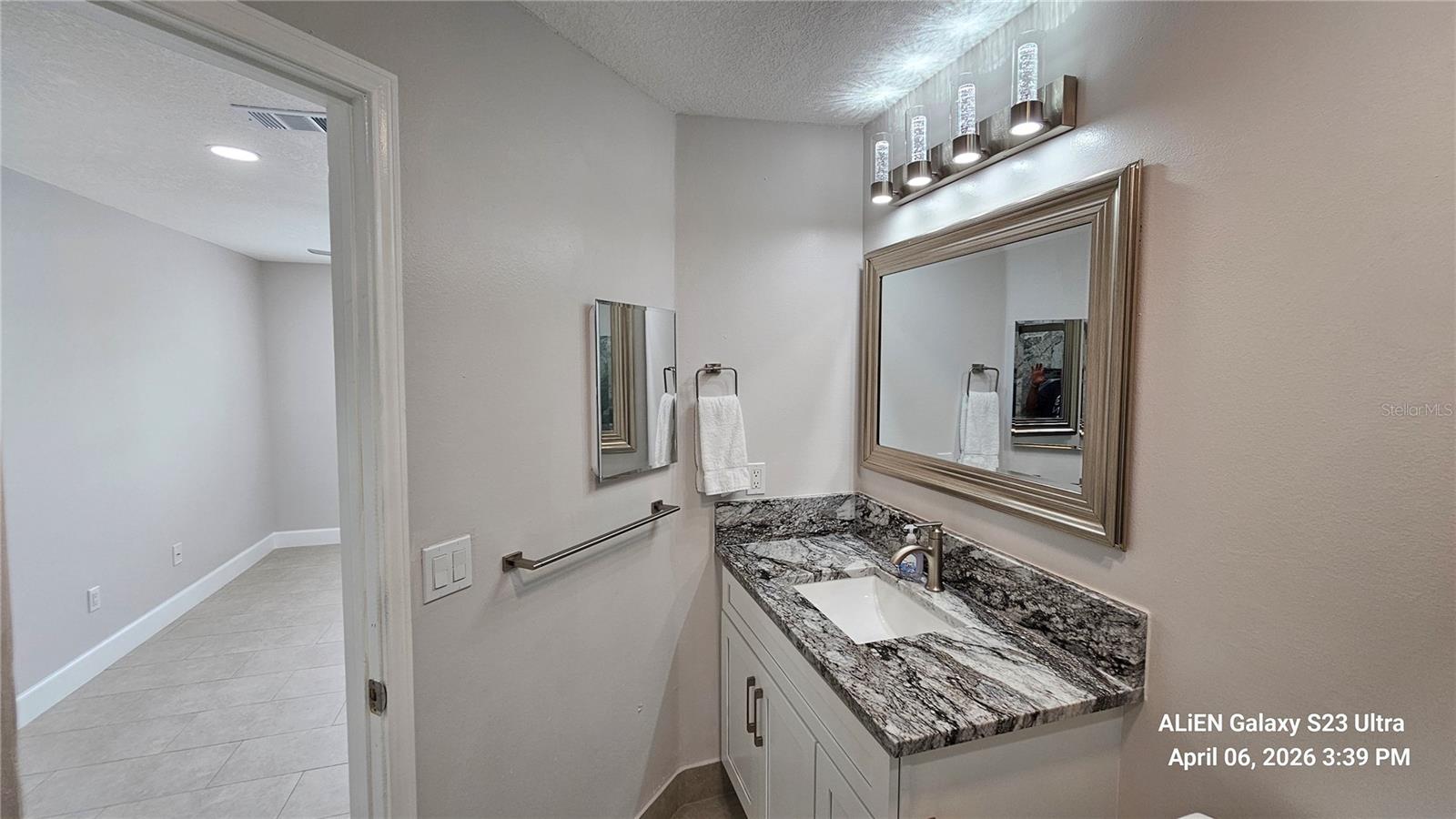 2504 GRASSY POINT DR #204, LAKE MARY, FL, 32746