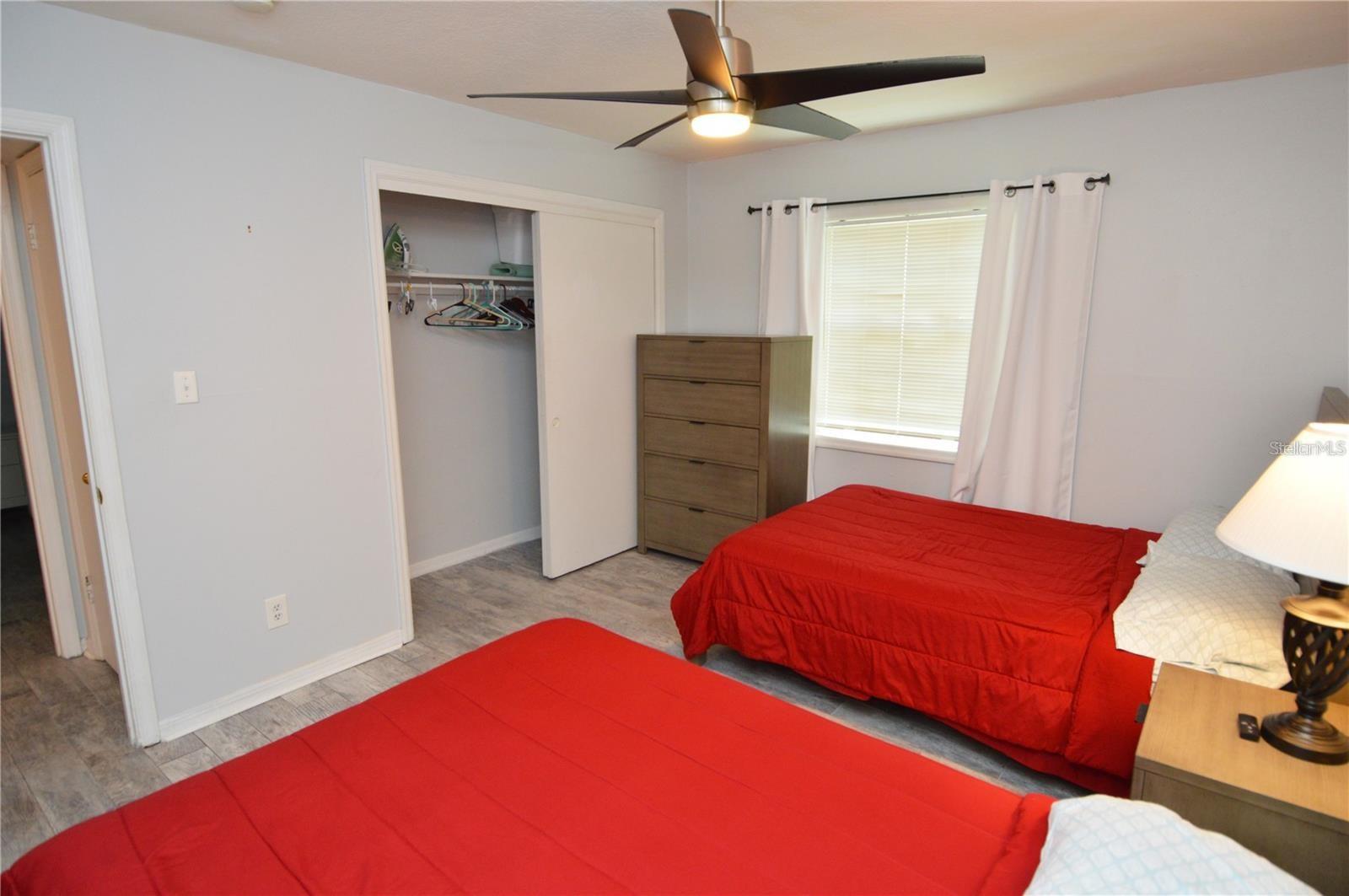 3873 POMPANO DR SE #B, ST PETERSBURG, FL, 33705