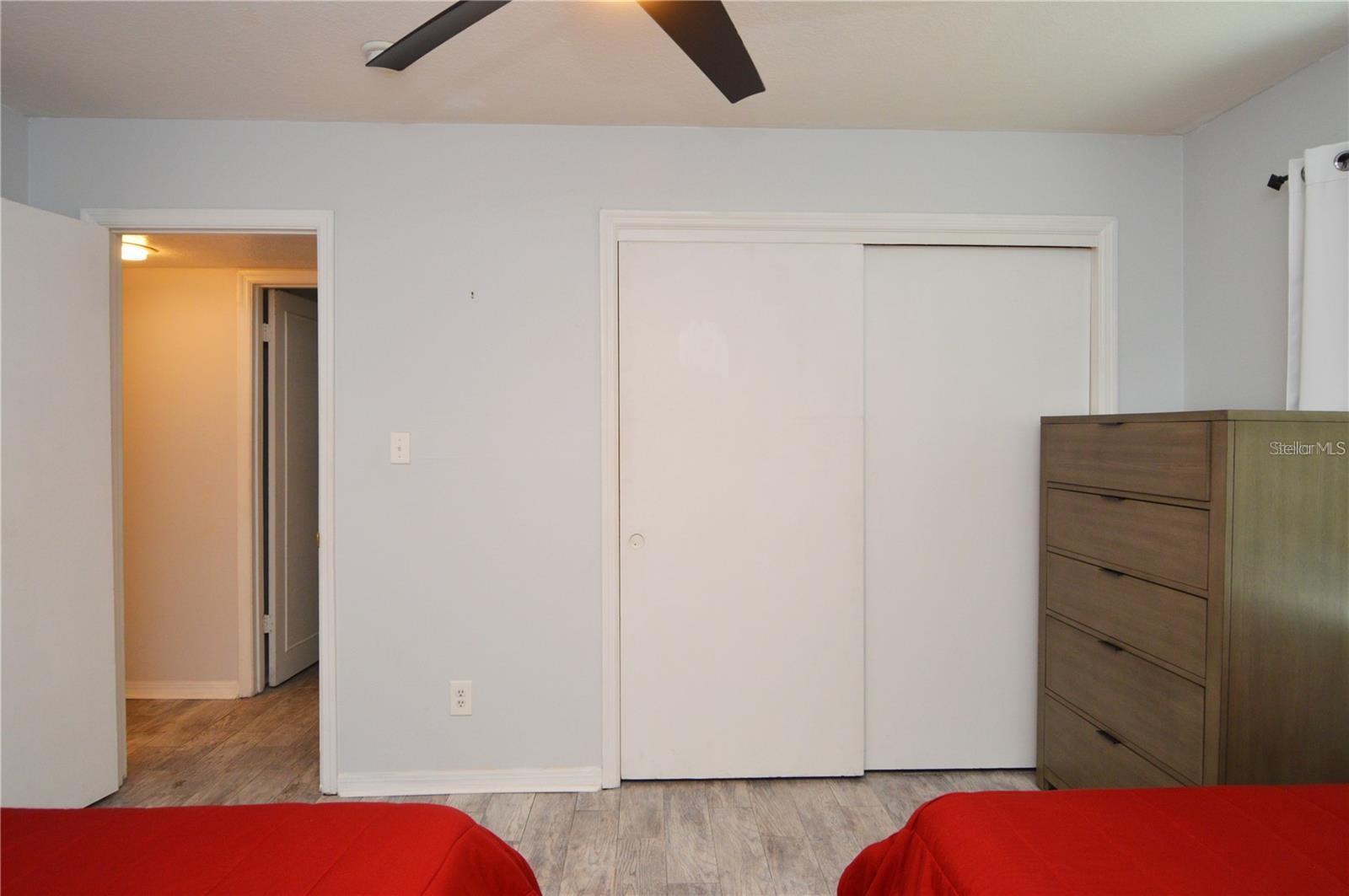 3873 POMPANO DR SE #B, ST PETERSBURG, FL, 33705