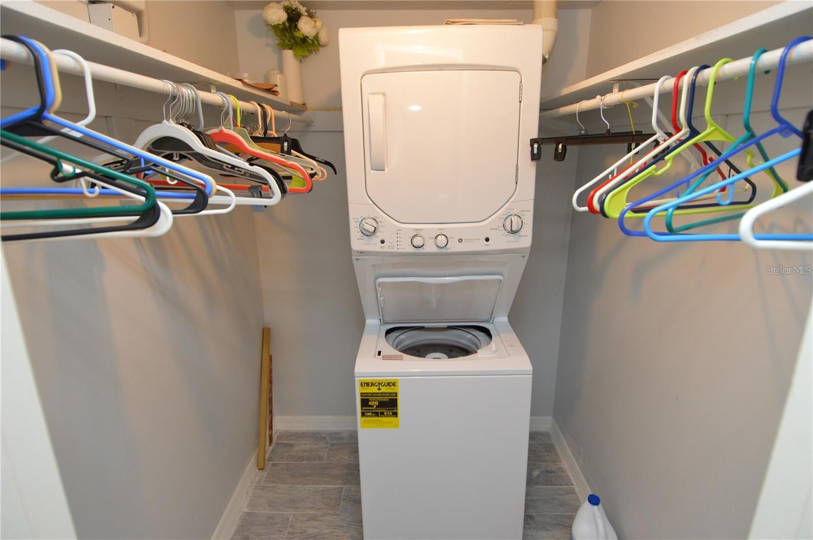 3873 POMPANO DR SE #B, ST PETERSBURG, FL, 33705