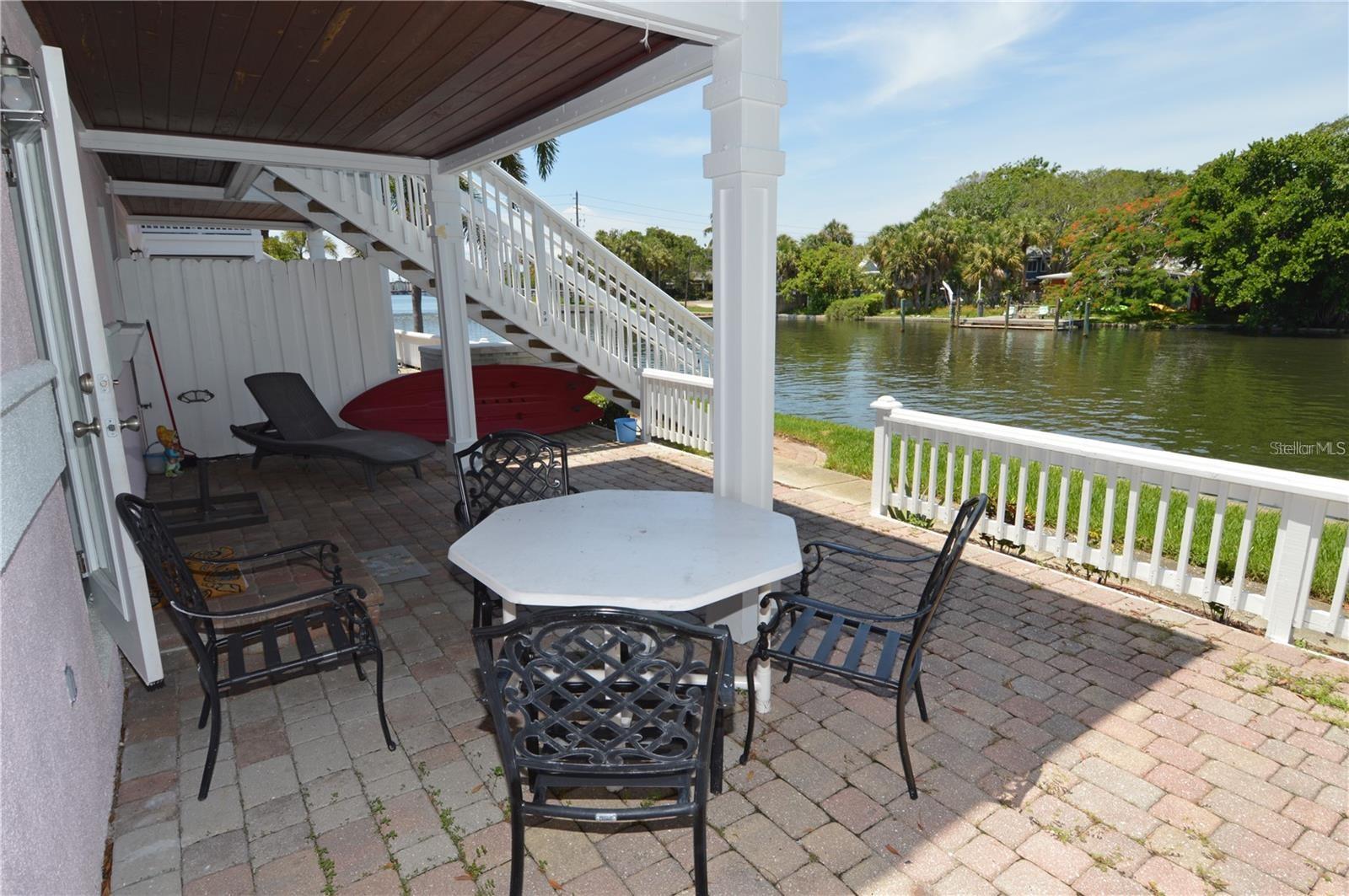 3873 POMPANO DR SE #B, ST PETERSBURG, FL, 33705