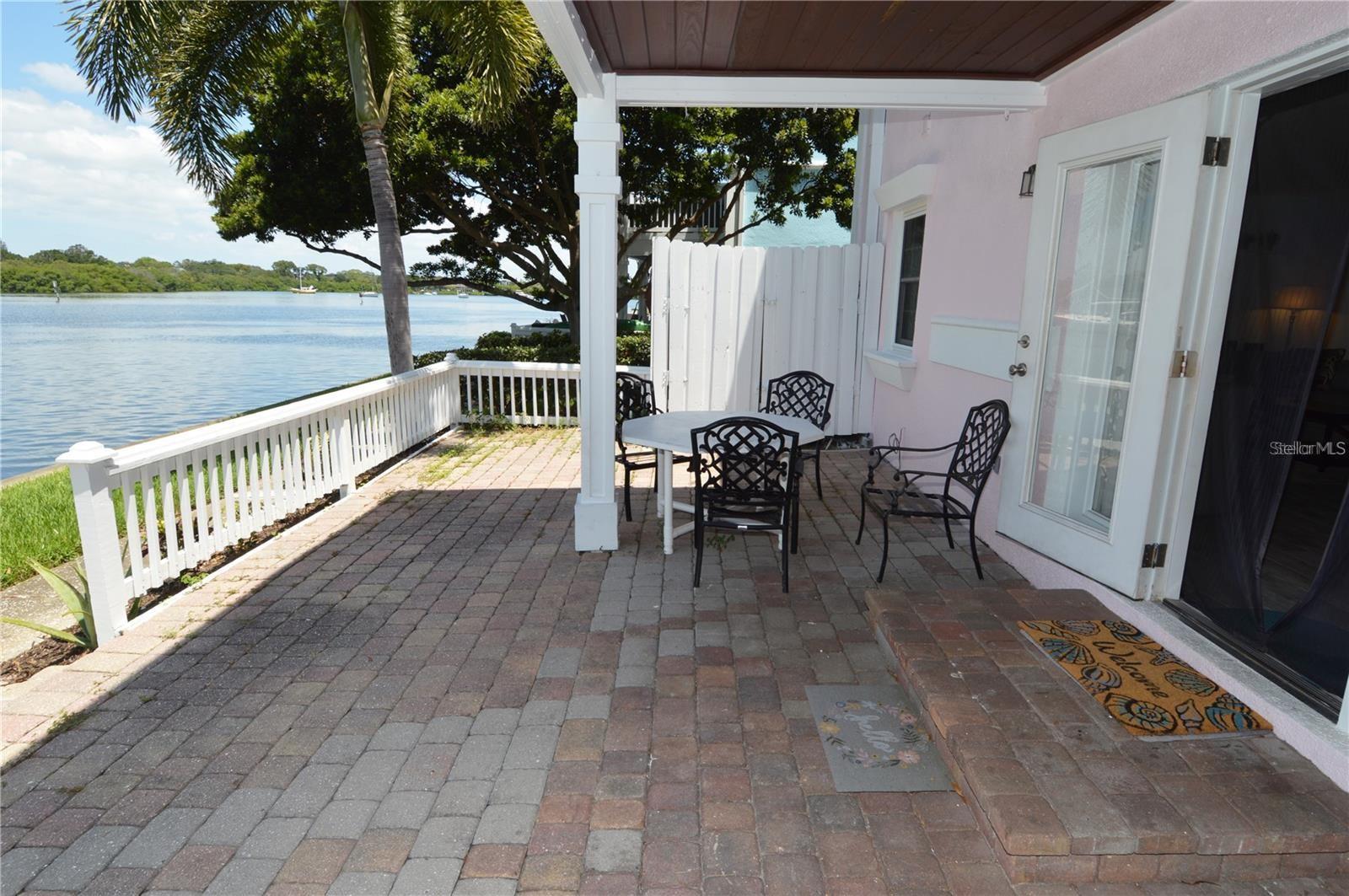 3873 POMPANO DR SE #B, ST PETERSBURG, FL, 33705