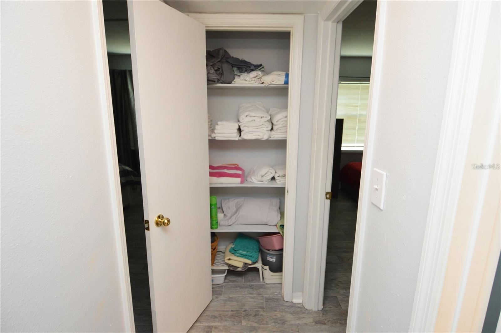 3873 POMPANO DR SE #B, ST PETERSBURG, FL, 33705