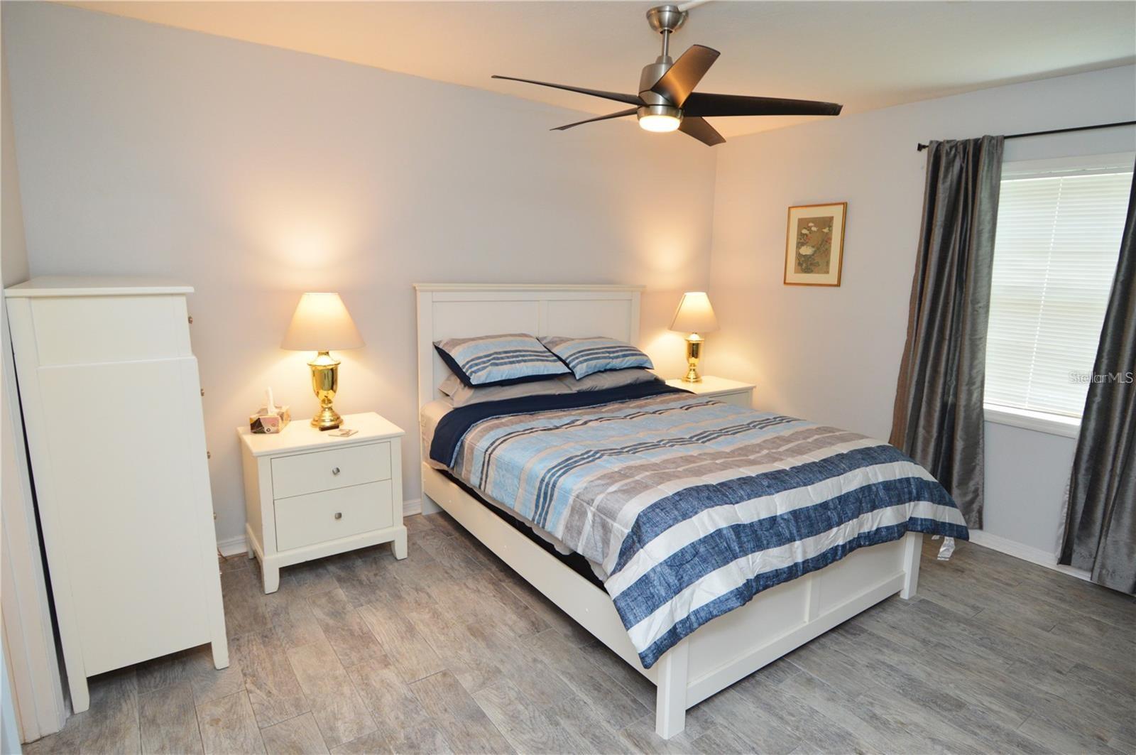 3873 POMPANO DR SE #B, ST PETERSBURG, FL, 33705