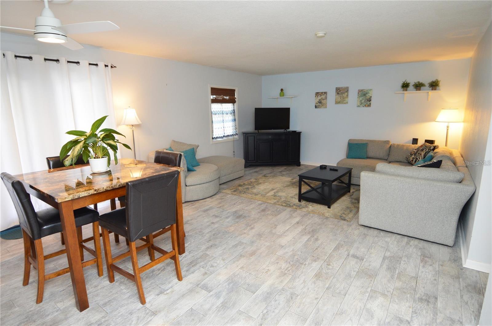 3873 POMPANO DR SE #B, ST PETERSBURG, FL, 33705