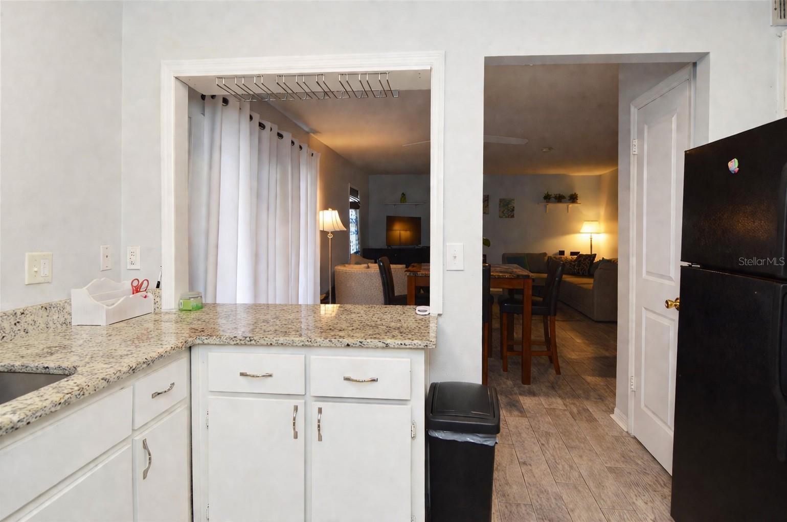 3873 POMPANO DR SE #B, ST PETERSBURG, FL, 33705