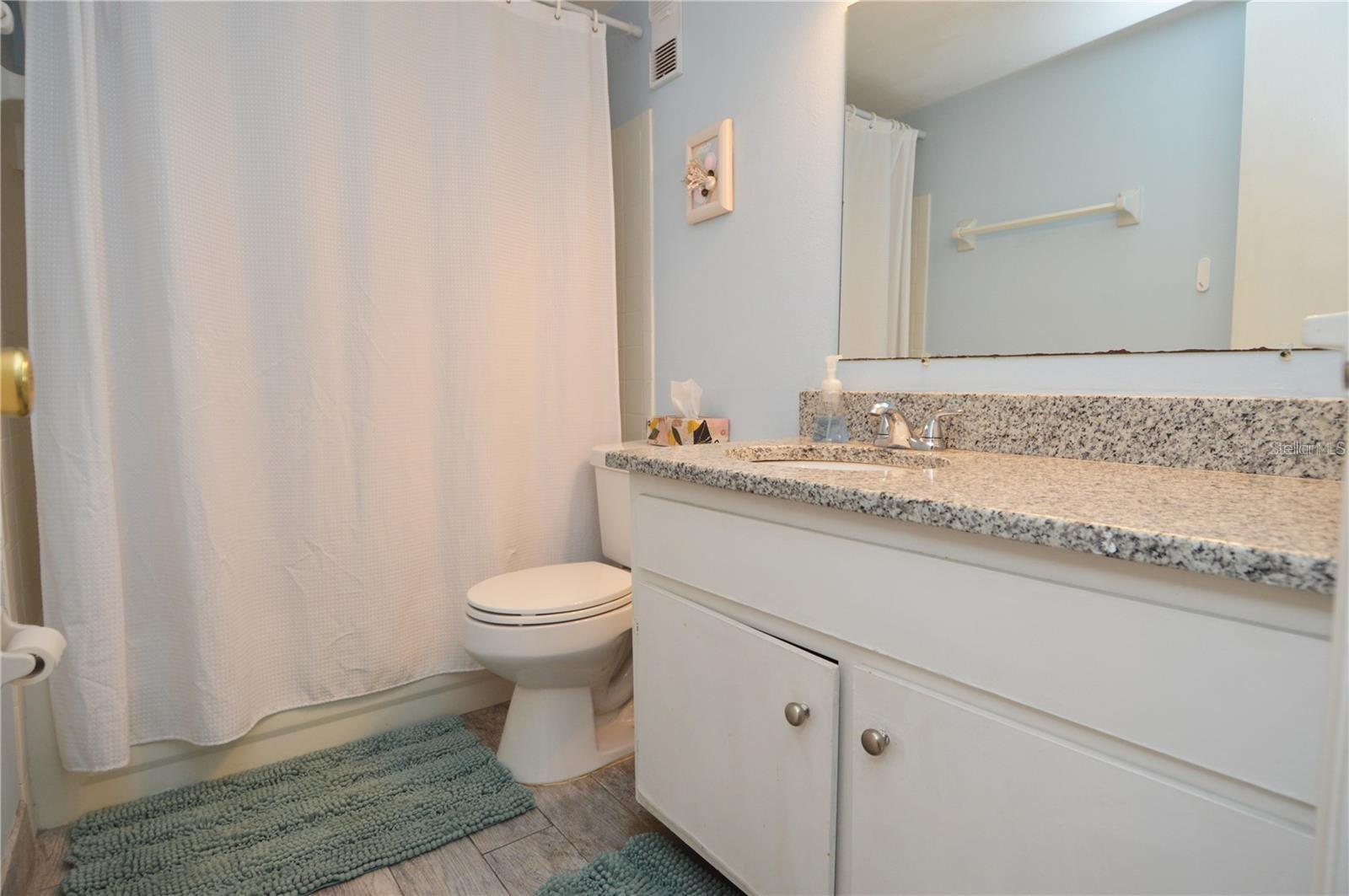 3873 POMPANO DR SE #B, ST PETERSBURG, FL, 33705