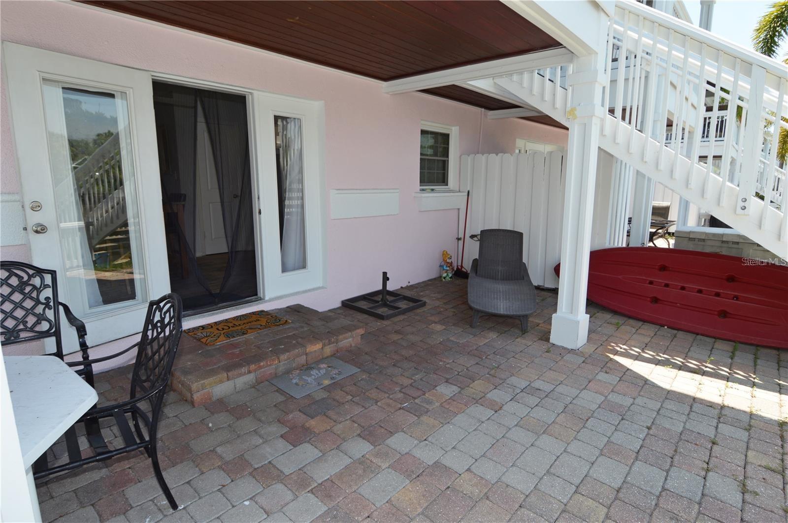 3873 POMPANO DR SE #B, ST PETERSBURG, FL, 33705