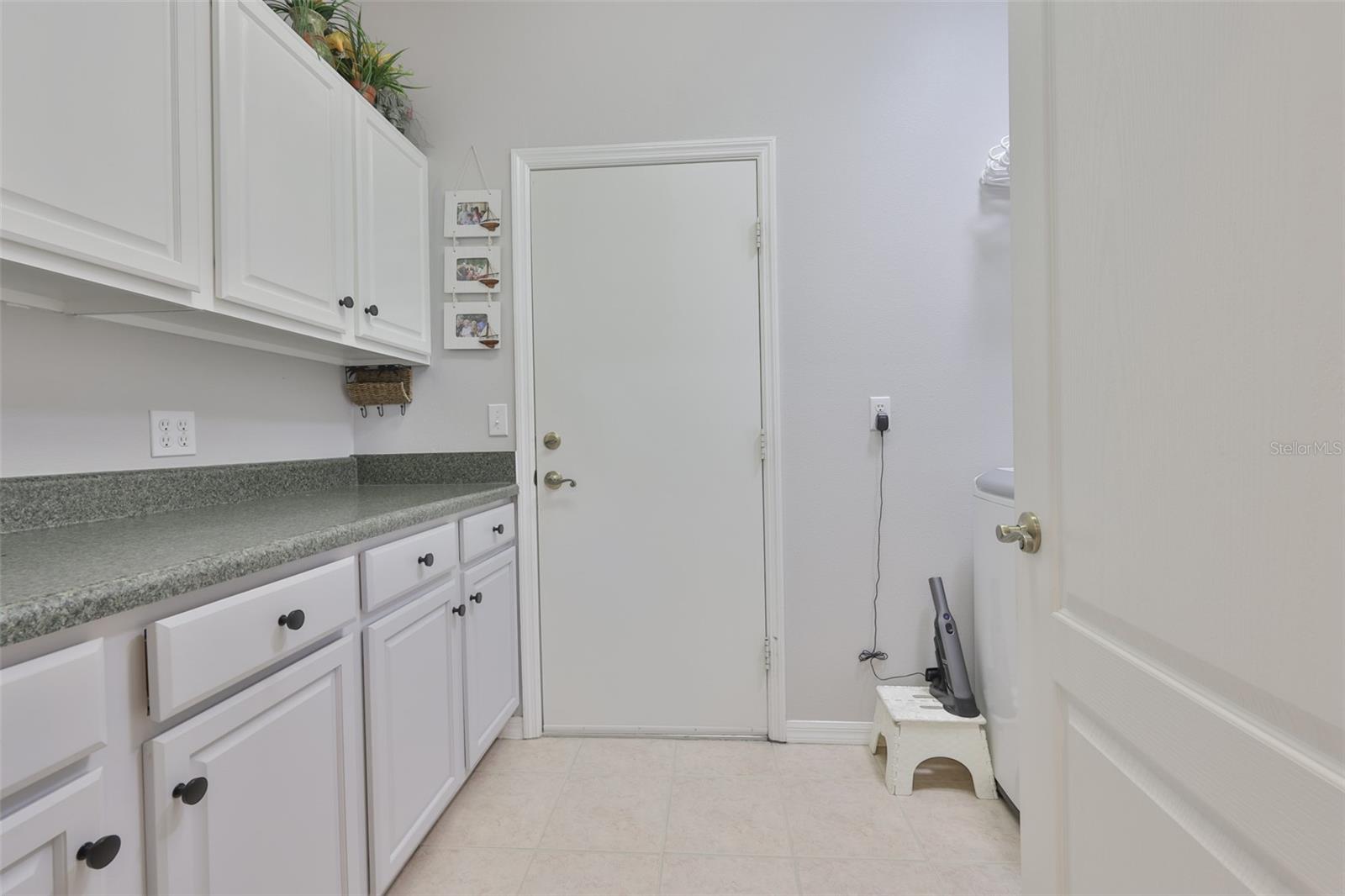 1205 FAIRWAY GREENS DR #58, SUN CITY CENTER, FL, 33573