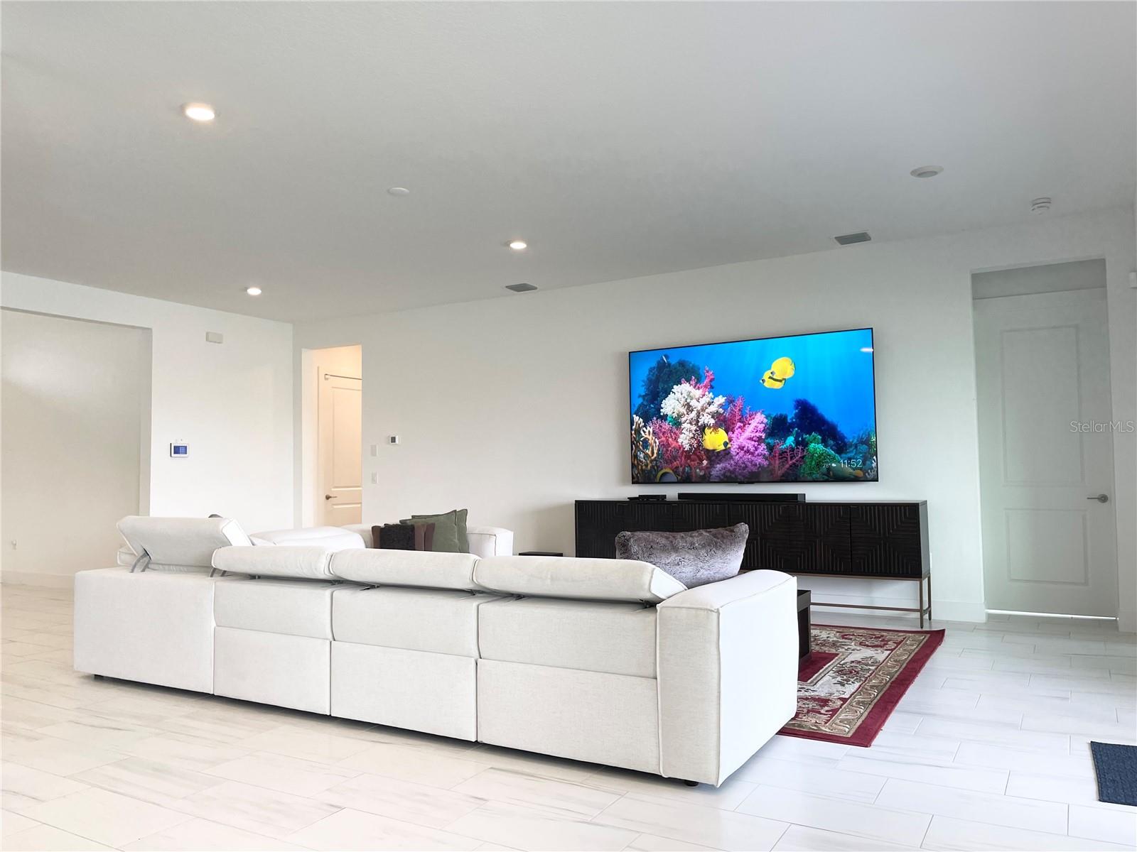 8486 IVY STARK BLVD, WESLEY CHAPEL, FL, 33545