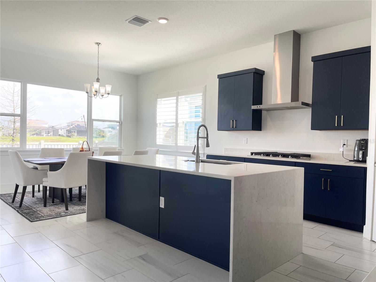 8486 IVY STARK BLVD, WESLEY CHAPEL, FL, 33545