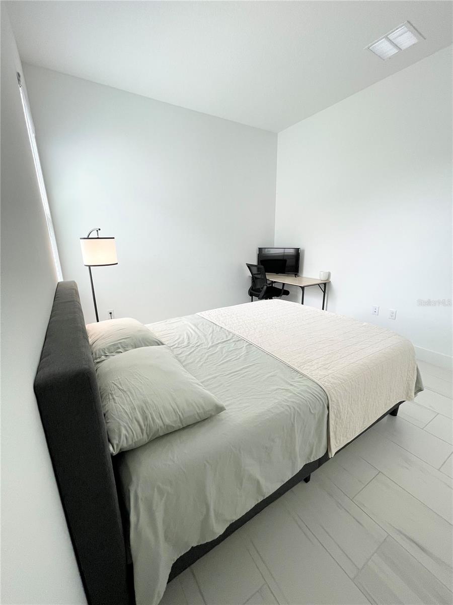 8486 IVY STARK BLVD, WESLEY CHAPEL, FL, 33545