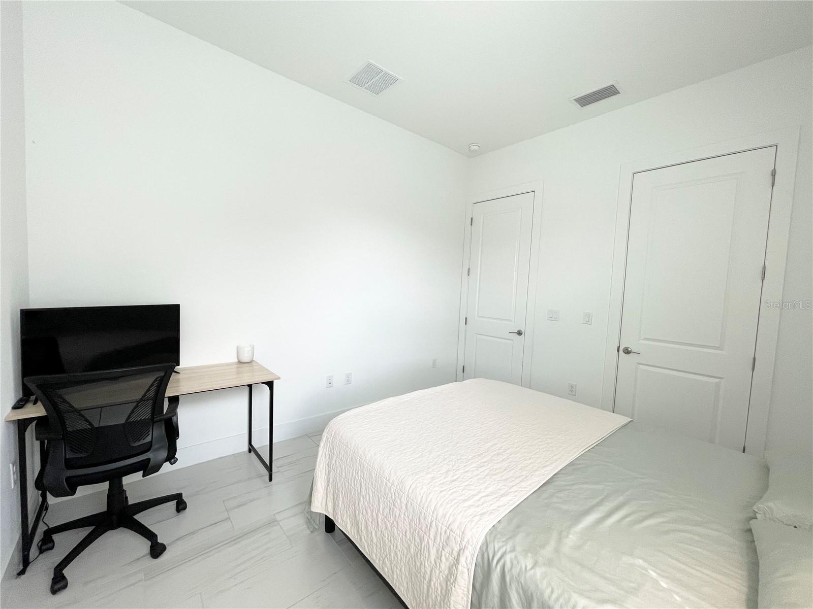 8486 IVY STARK BLVD, WESLEY CHAPEL, FL, 33545