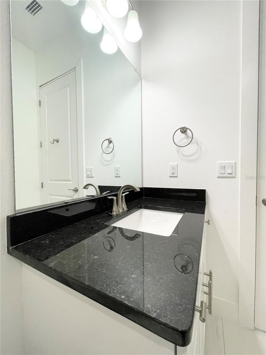 8486 IVY STARK BLVD, WESLEY CHAPEL, FL, 33545