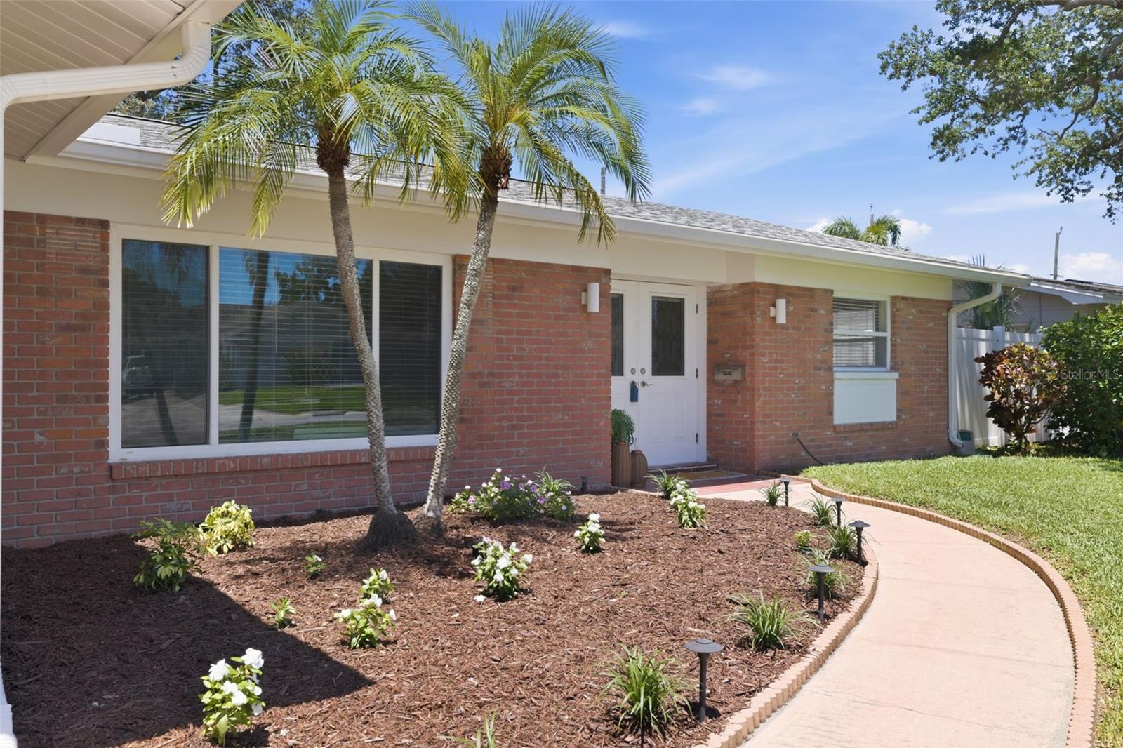 6477 33RD AVE N, ST PETERSBURG, FL, 33710