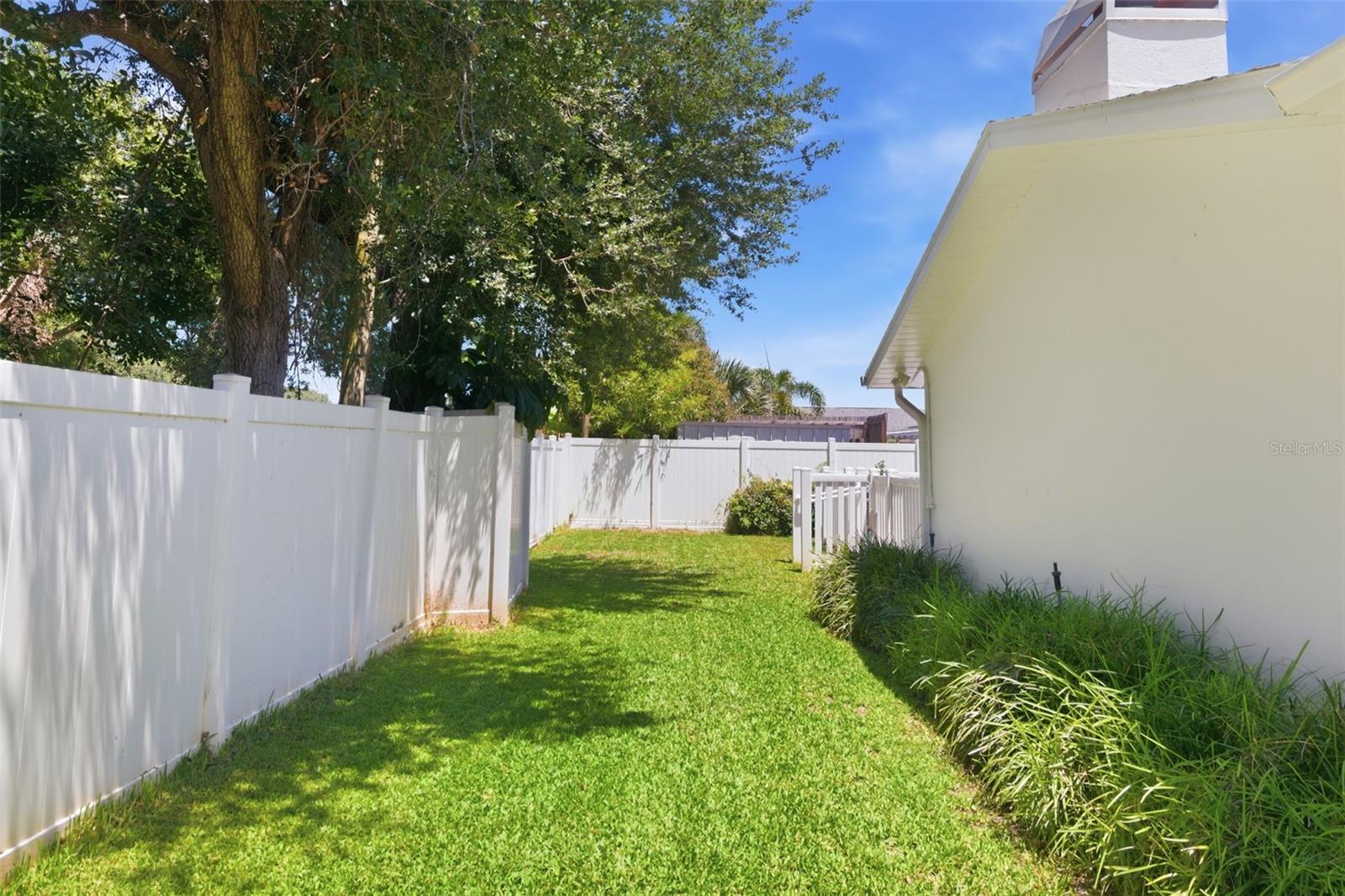 6477 33RD AVE N, ST PETERSBURG, FL, 33710