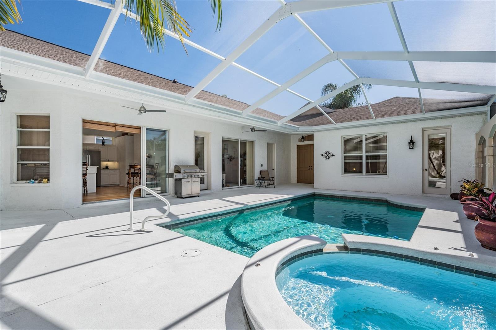 12220 WOODLANDS CIR, DADE CITY, FL, 33525