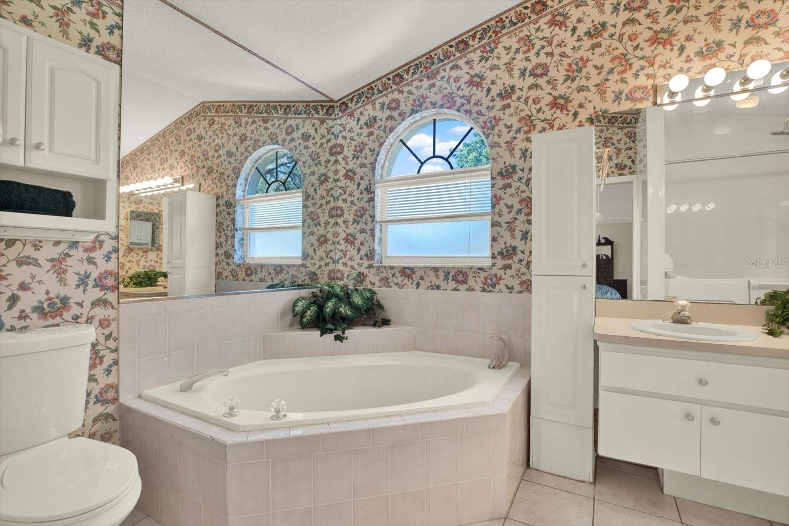 9131 RHETT LN, WEEKI WACHEE, FL, 34613