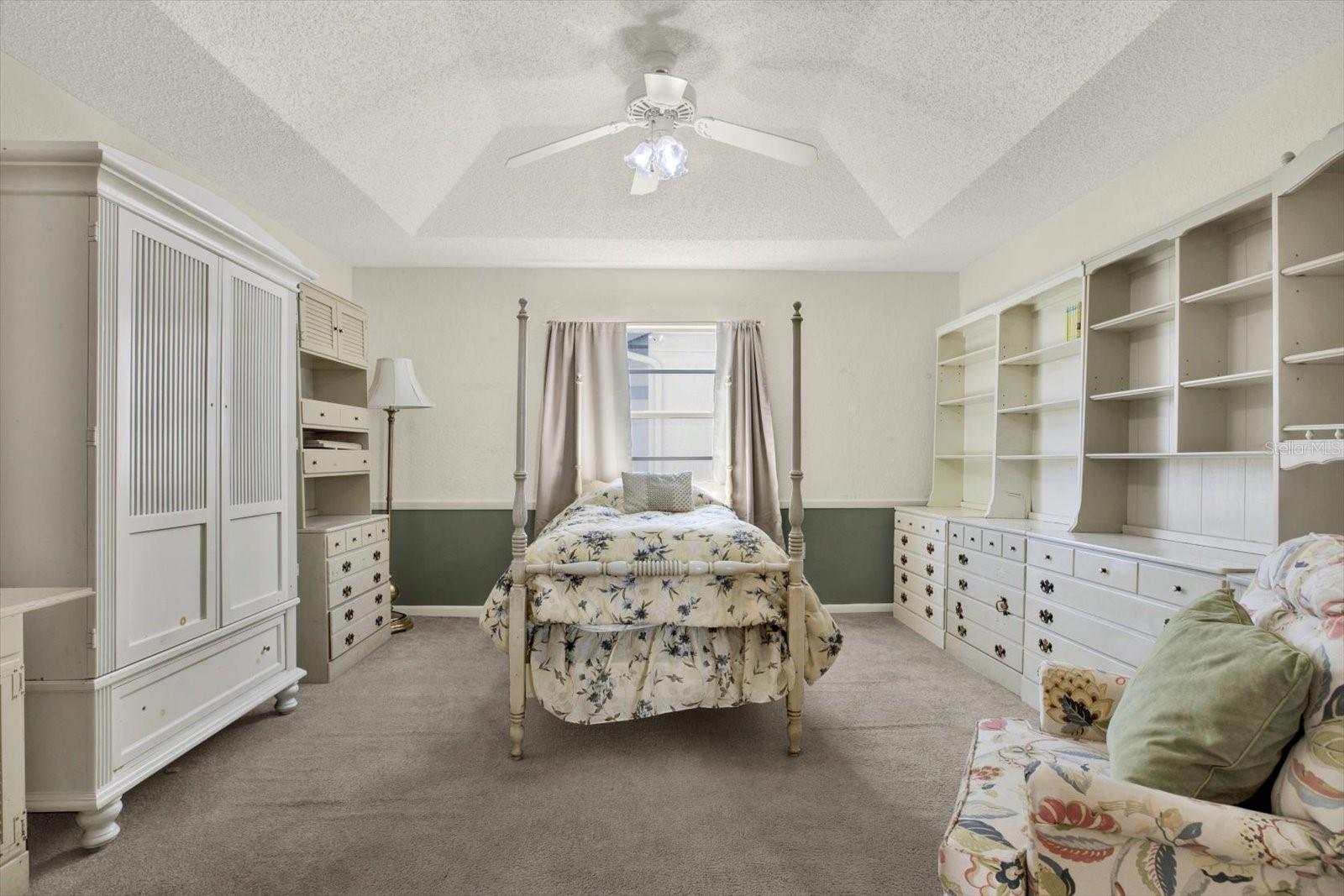 9131 RHETT LN, WEEKI WACHEE, FL, 34613