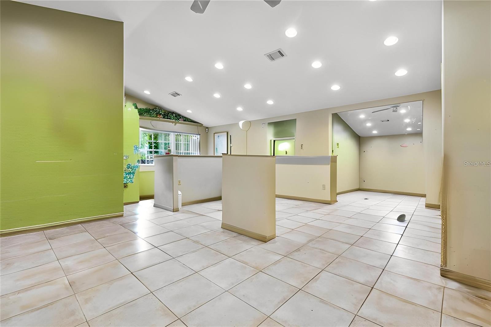 1935 GRAND BLVD, HOLIDAY, FL, 34690