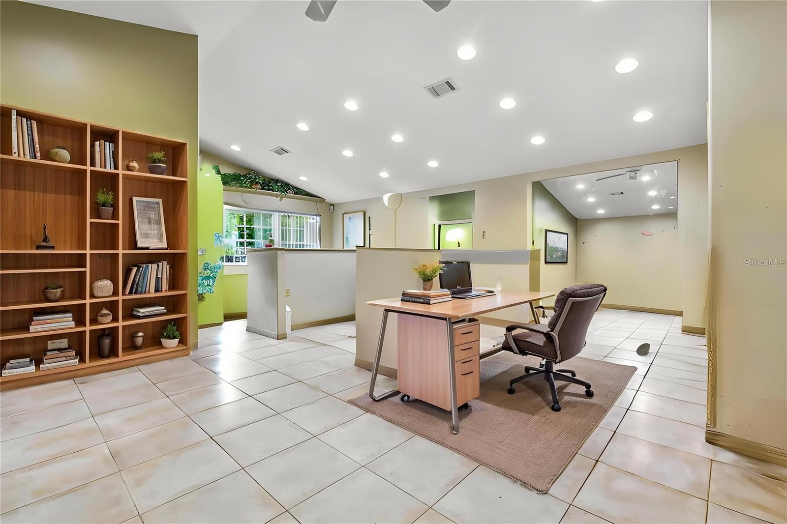 1935 GRAND BLVD, HOLIDAY, FL, 34690