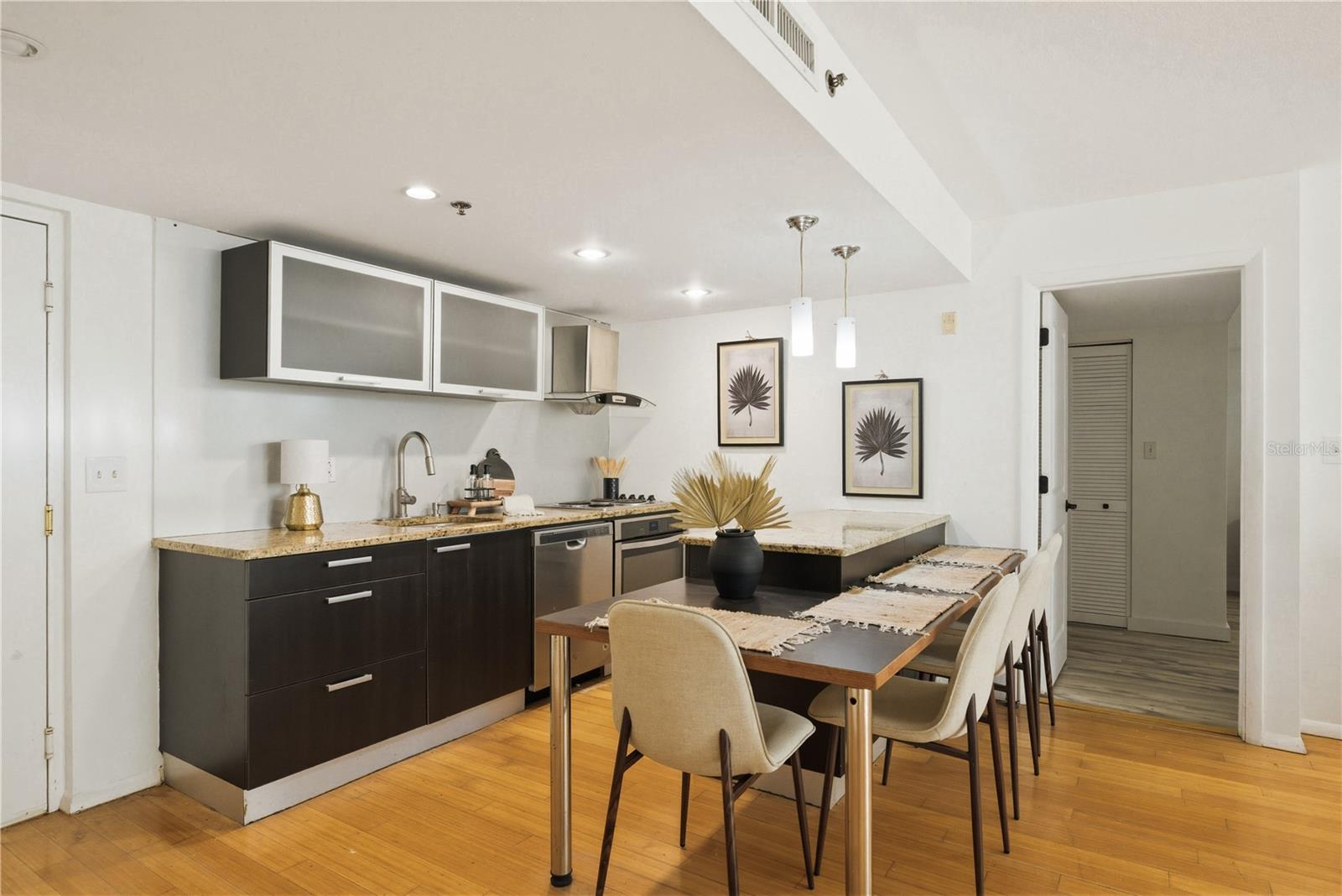 701 S MADISON AVE #420, CLEARWATER, FL, 33756