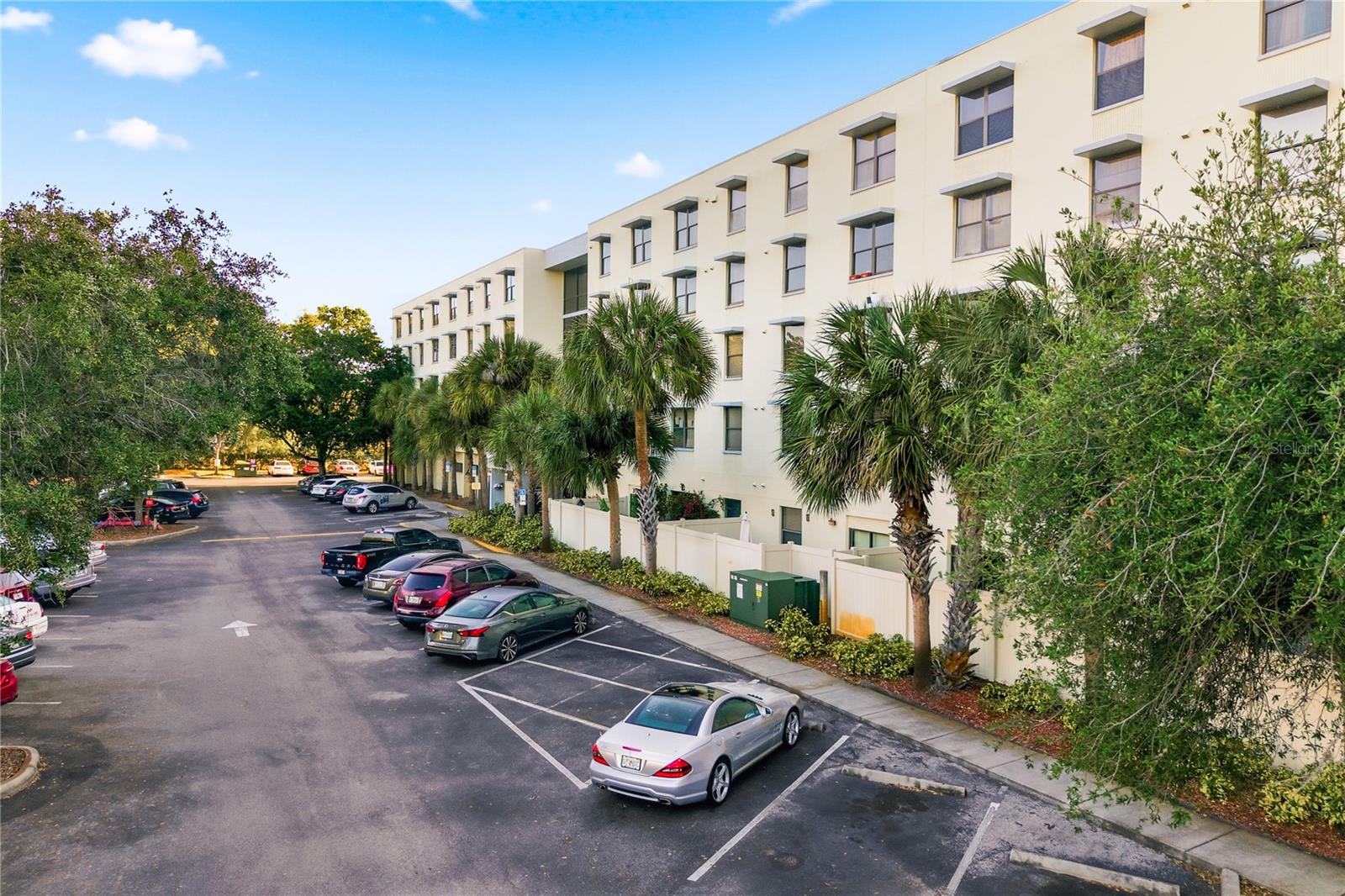 701 S MADISON AVE #420, CLEARWATER, FL, 33756