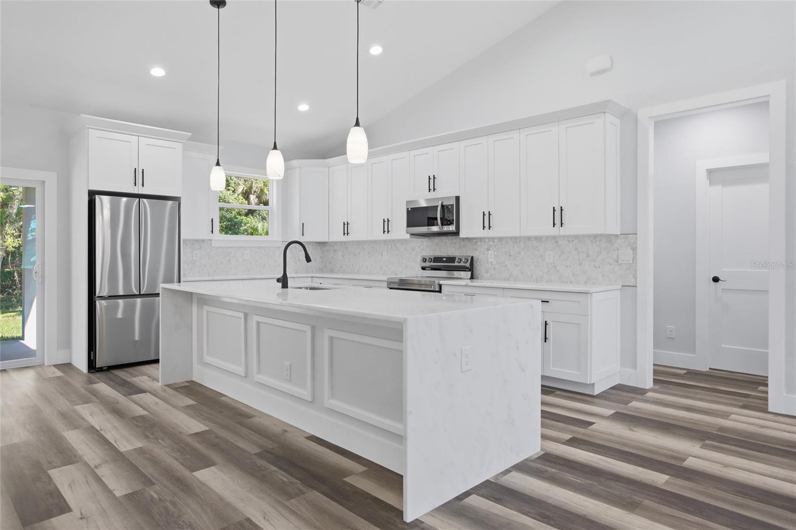 2440 HIAWATHA ST, PORT CHARLOTTE, FL, 33948