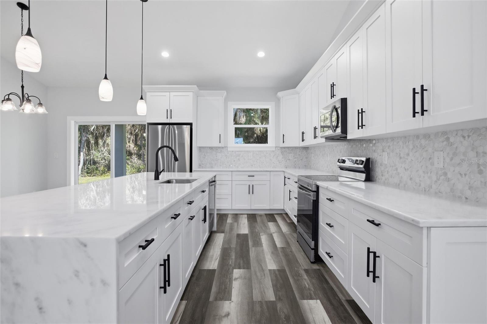 2440 HIAWATHA ST, PORT CHARLOTTE, FL, 33948