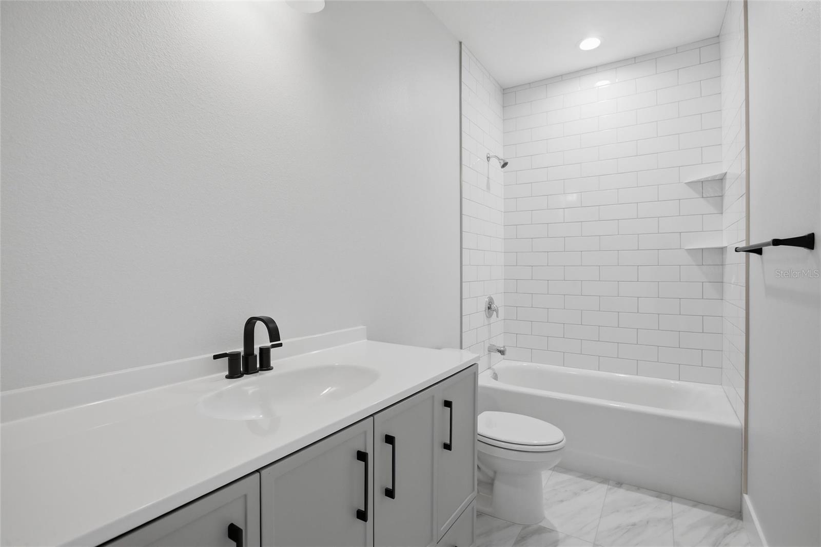 2440 HIAWATHA ST, PORT CHARLOTTE, FL, 33948