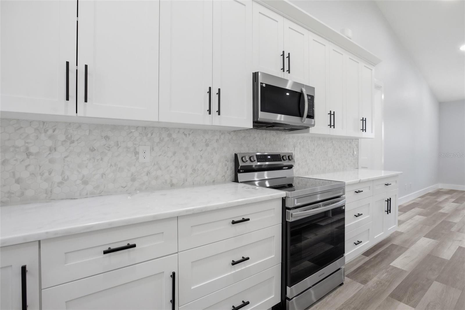 2440 HIAWATHA ST, PORT CHARLOTTE, FL, 33948