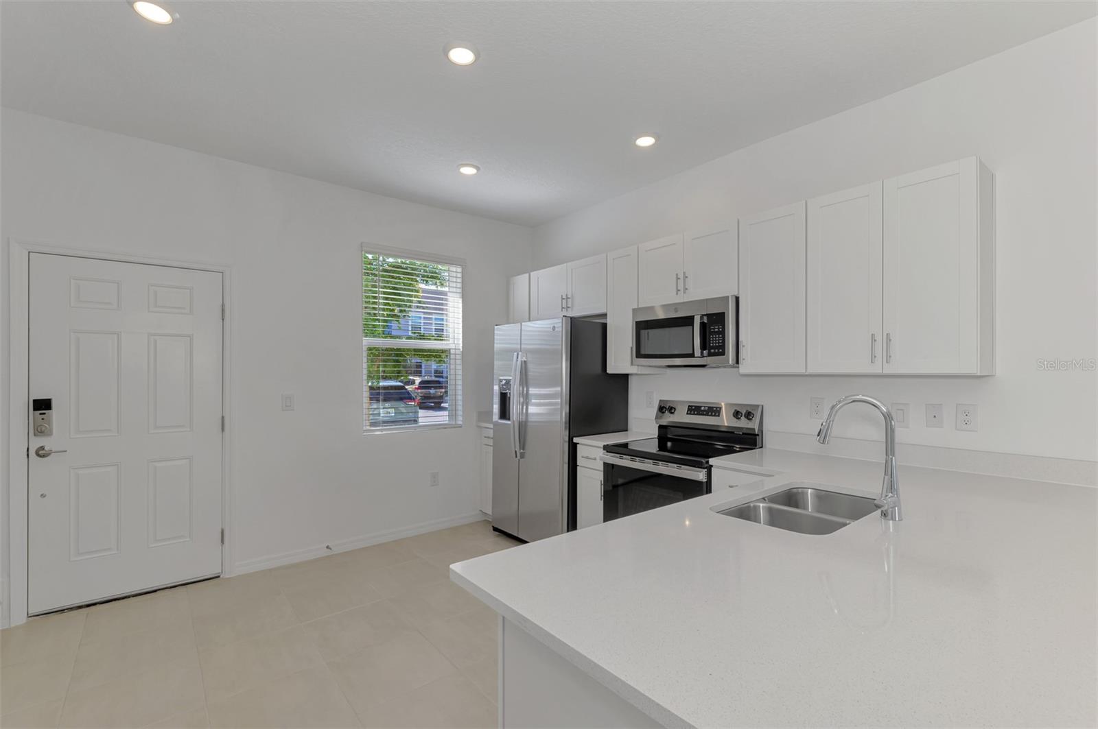 8540 DAYBREAK ST, SARASOTA, FL, 34241