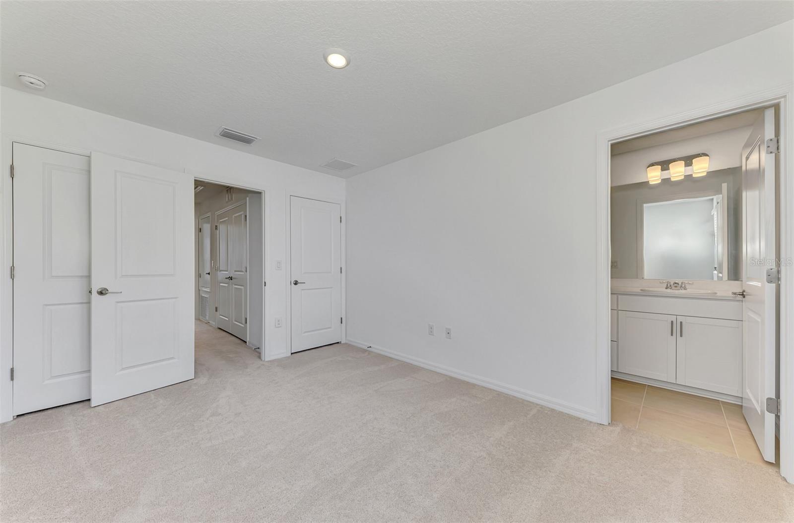 8540 DAYBREAK ST, SARASOTA, FL, 34241