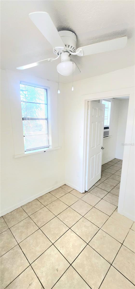 301 SE AVENUE B #2, WINTER HAVEN, FL, 33880