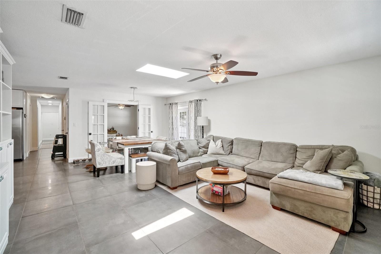 3007 N WOODROW AVE, TAMPA, FL, 33603