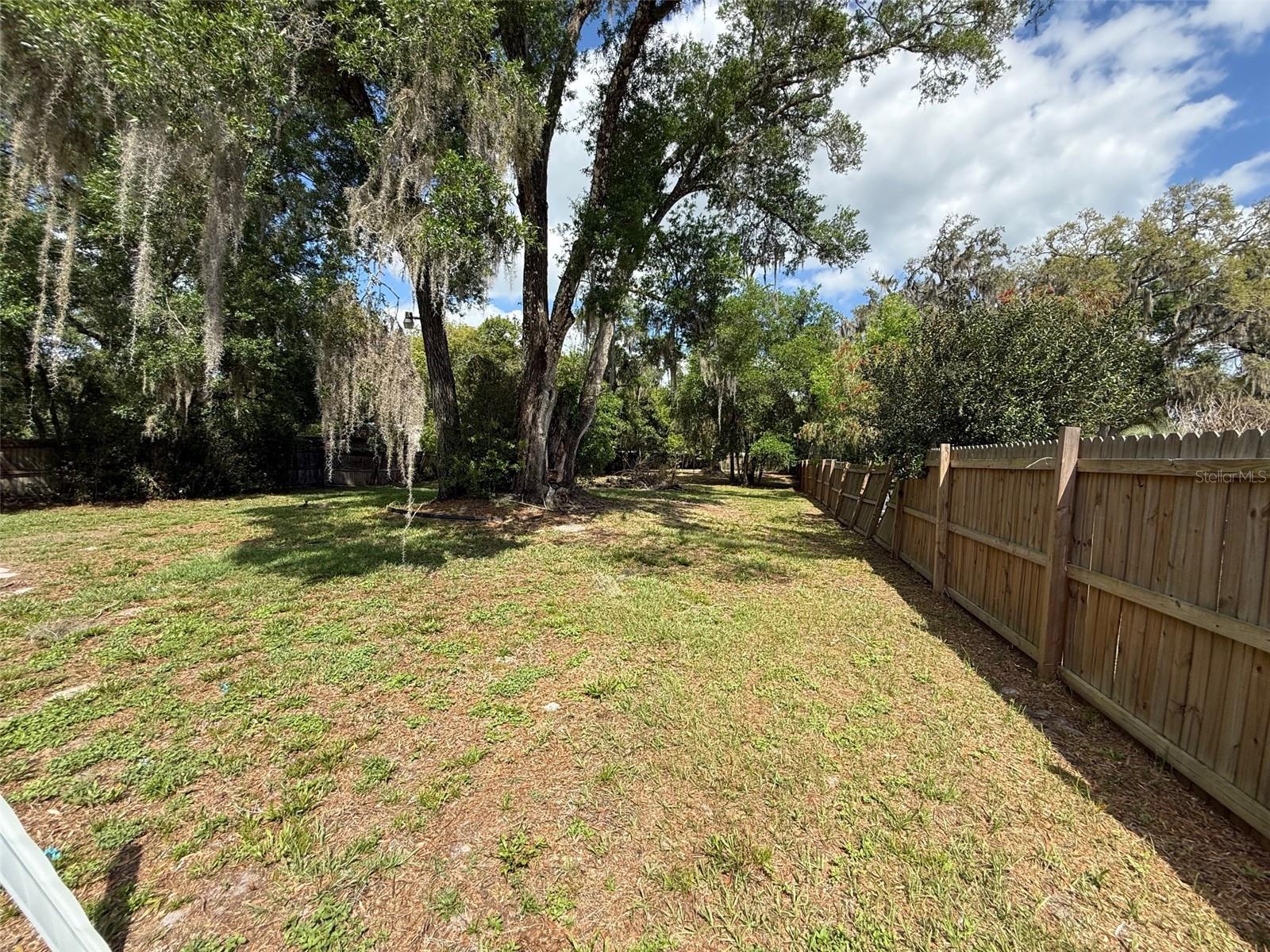 5072 LAKEWOOD DR, DADE CITY, FL, 33523