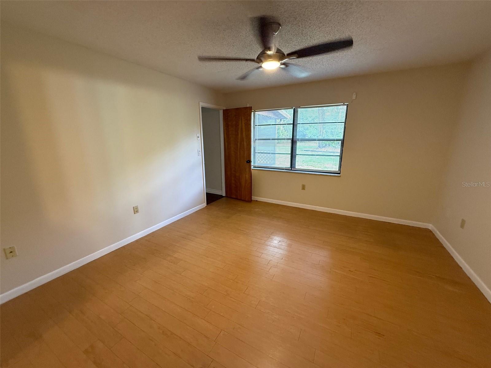 5072 LAKEWOOD DR, DADE CITY, FL, 33523