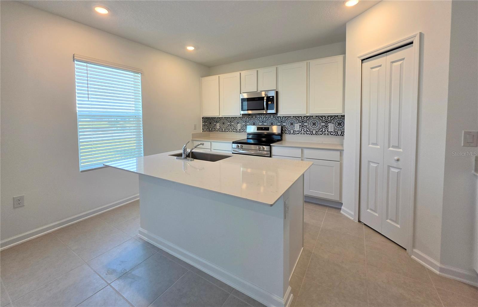 5126 MAGNOLIA PALM DR, DAYTONA BEACH, FL, 32124