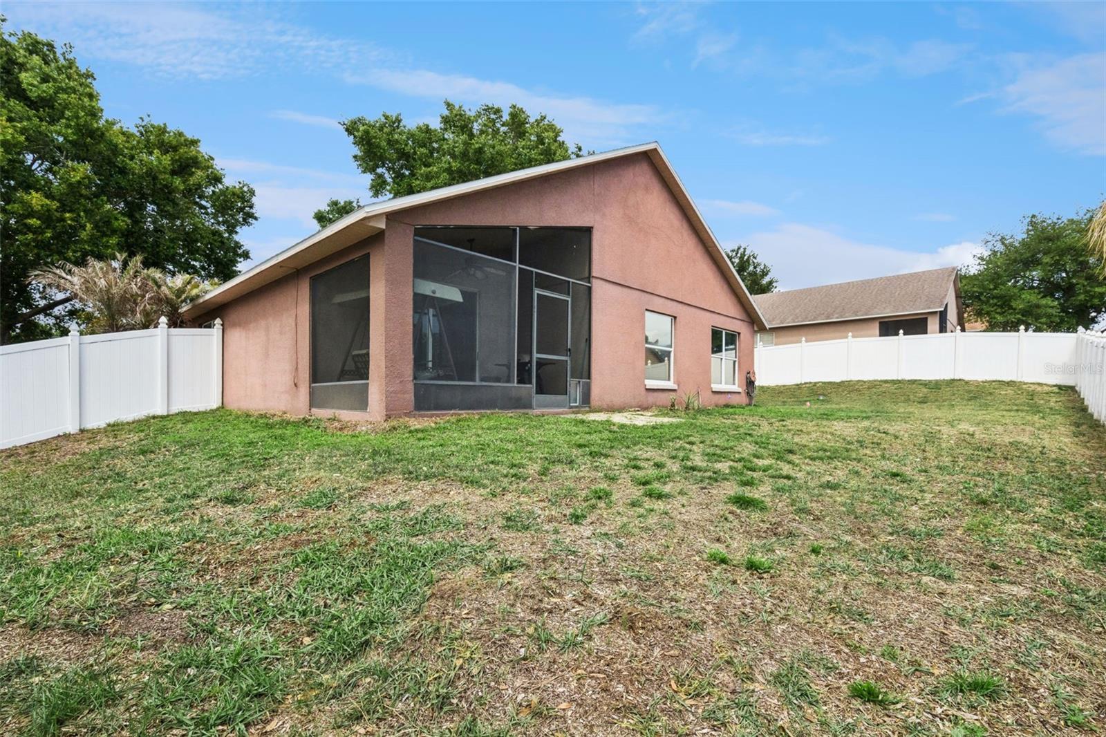 1581 SILHOUETTE DR, CLERMONT, FL, 34711